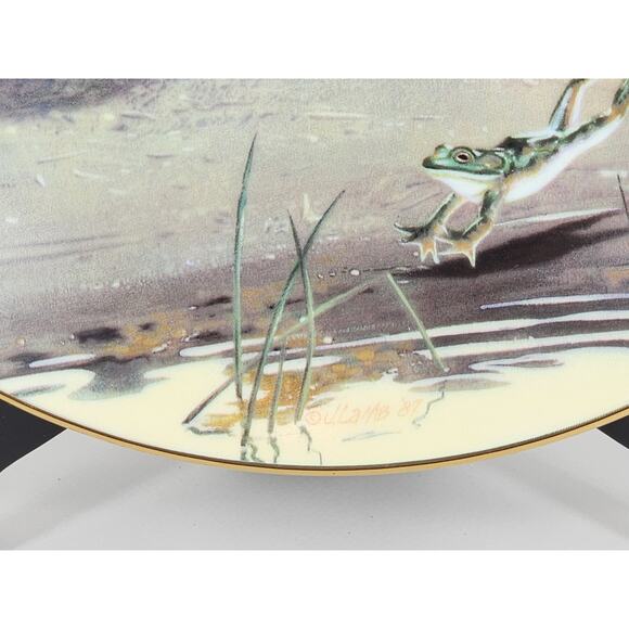 Catch Of The Day Puppy Playtime Dog Year 1987 Porcelain 8 1/2" Plate Wall Decor - Picture 6 of 12